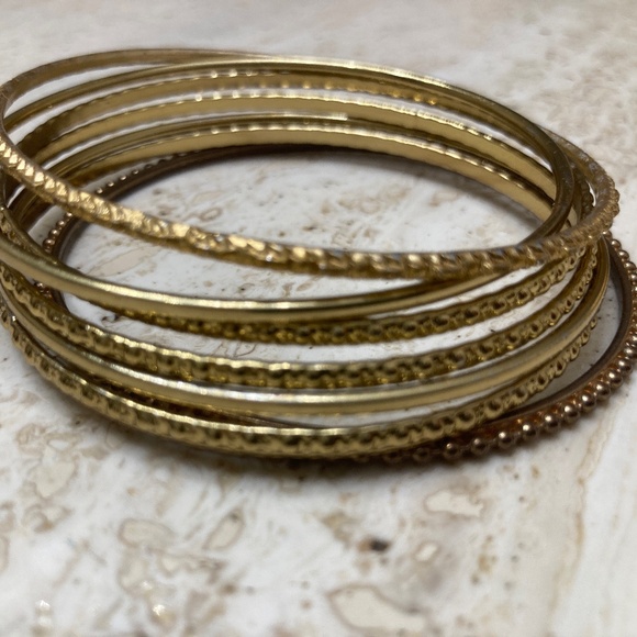 Seven Gold Tone mix match Bangle Women Bracelet - Picture 2 of 2